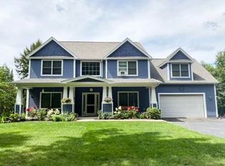 18 Autumn Crest Ln, Readfield, ME 04355
