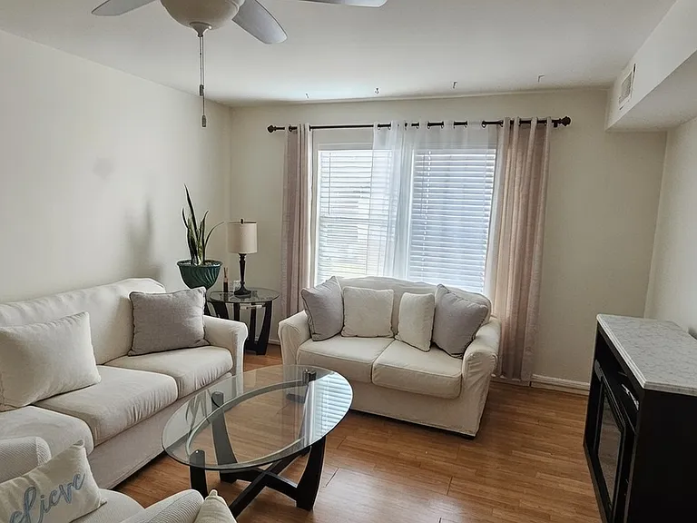 9495 Woodbridge Rd #B — Photo 1