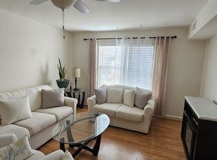 9495 Woodbridge Rd #B, Philadelphia, PA 19114