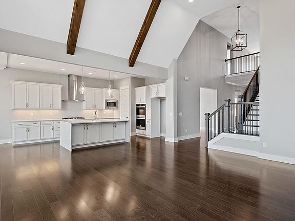 4th image of 143 Telfair Ln #10