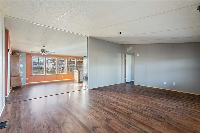 Building Photo - 12309 Mustang Mesa Dr