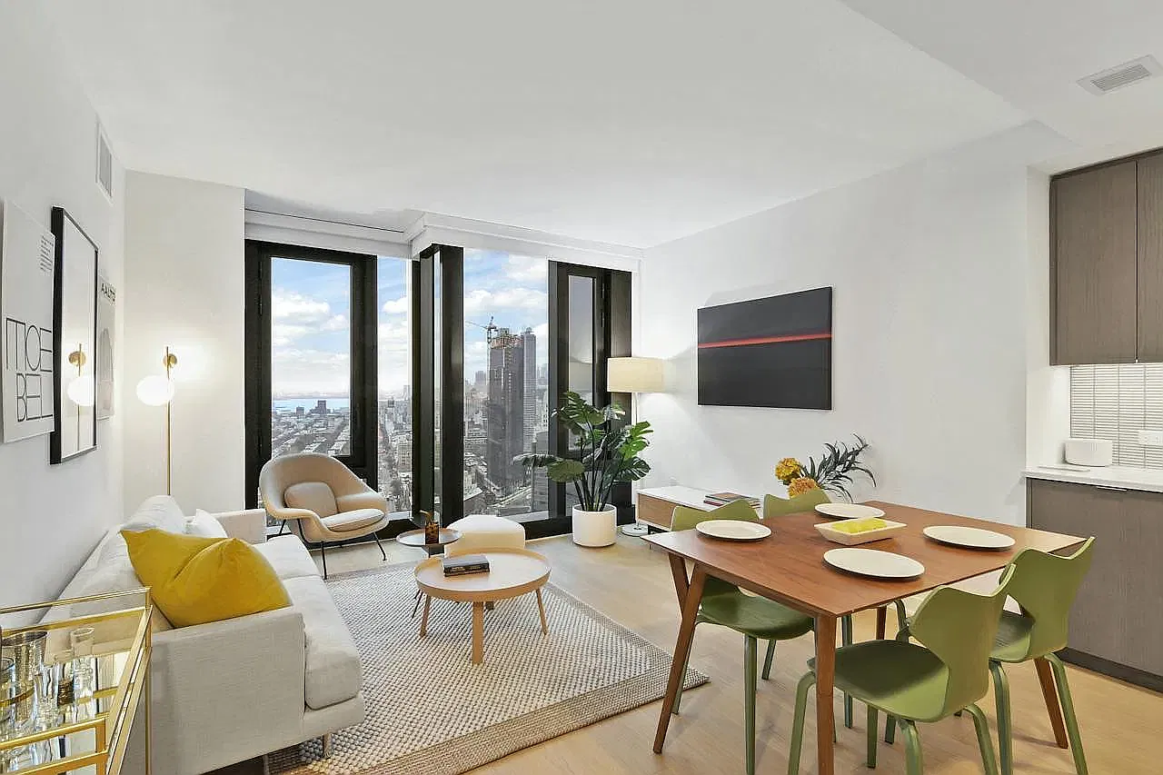 18 Sixth Avenue — Photo 1