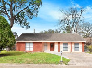 4707 Hollybrook Ln, Houston, TX 77039