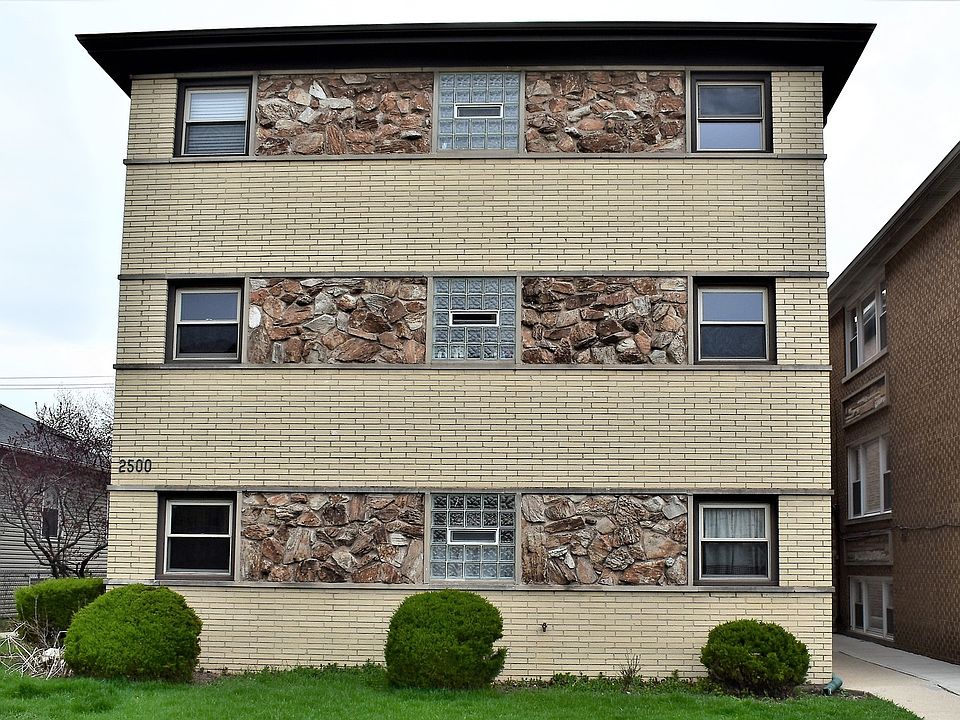 1st image of 2500 N 72nd Ct APT 1W