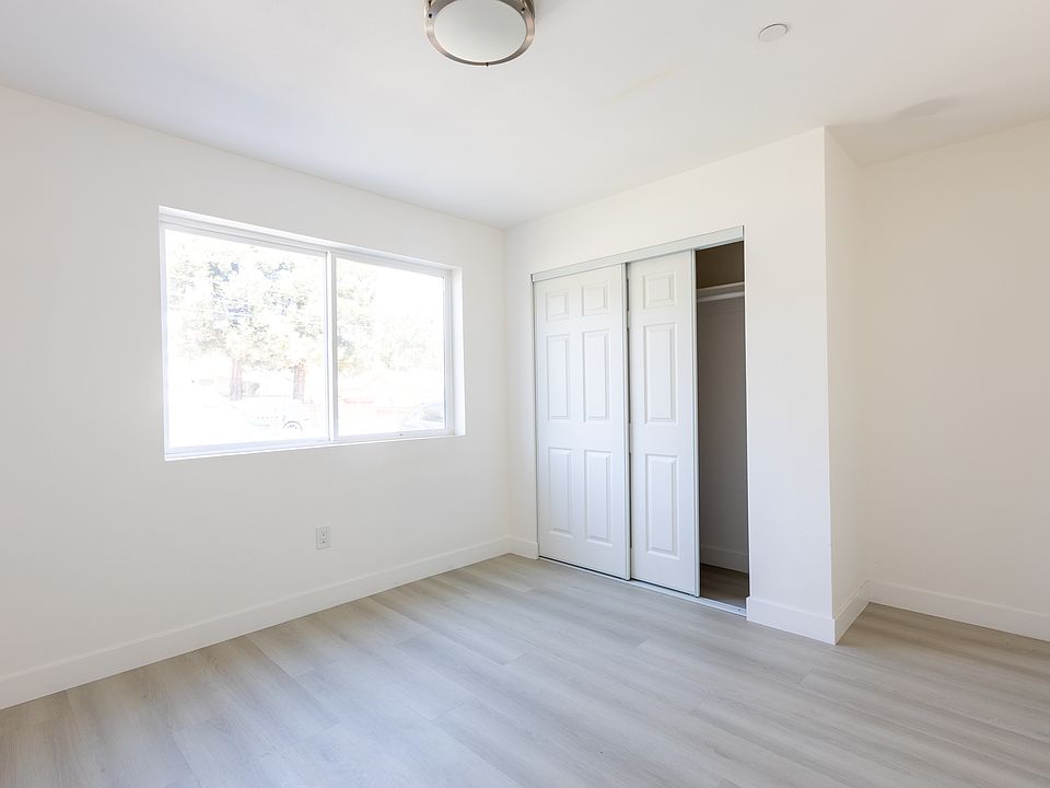 1st image of 363 Meadow Ln #A