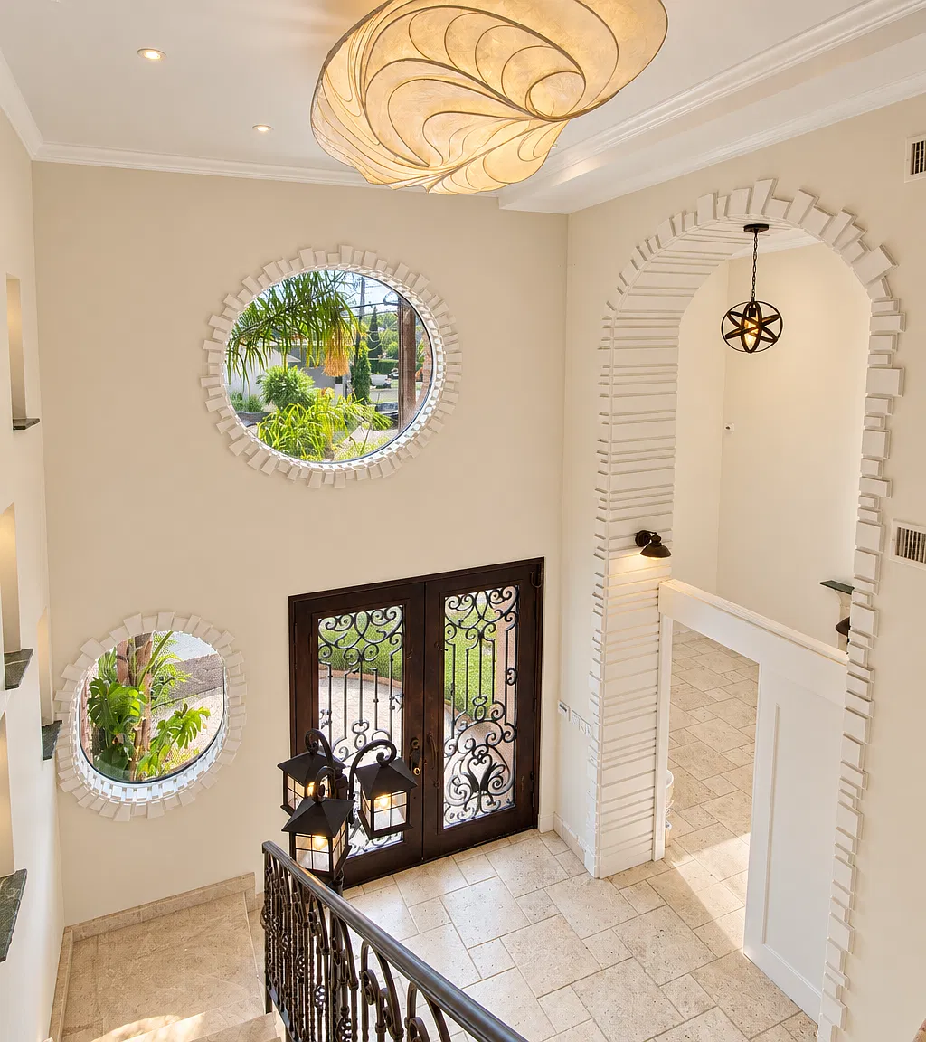 3229 Hillock Drive — Photo 3