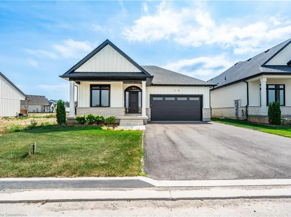 19 Oakley Dr, Virgil, ON L0S 1J0