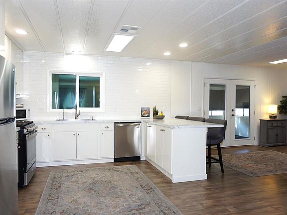 5th image of 21 Quail Hollow Dr #21