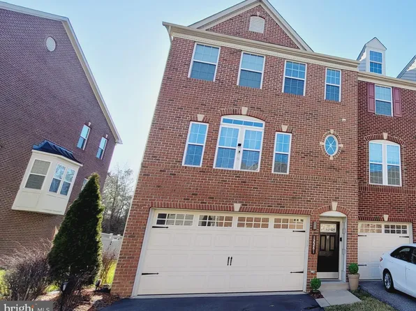 12281 Broadstone Pl, Waldorf, MD 20601