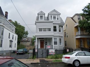 251 4th St, Newark, NJ 07107