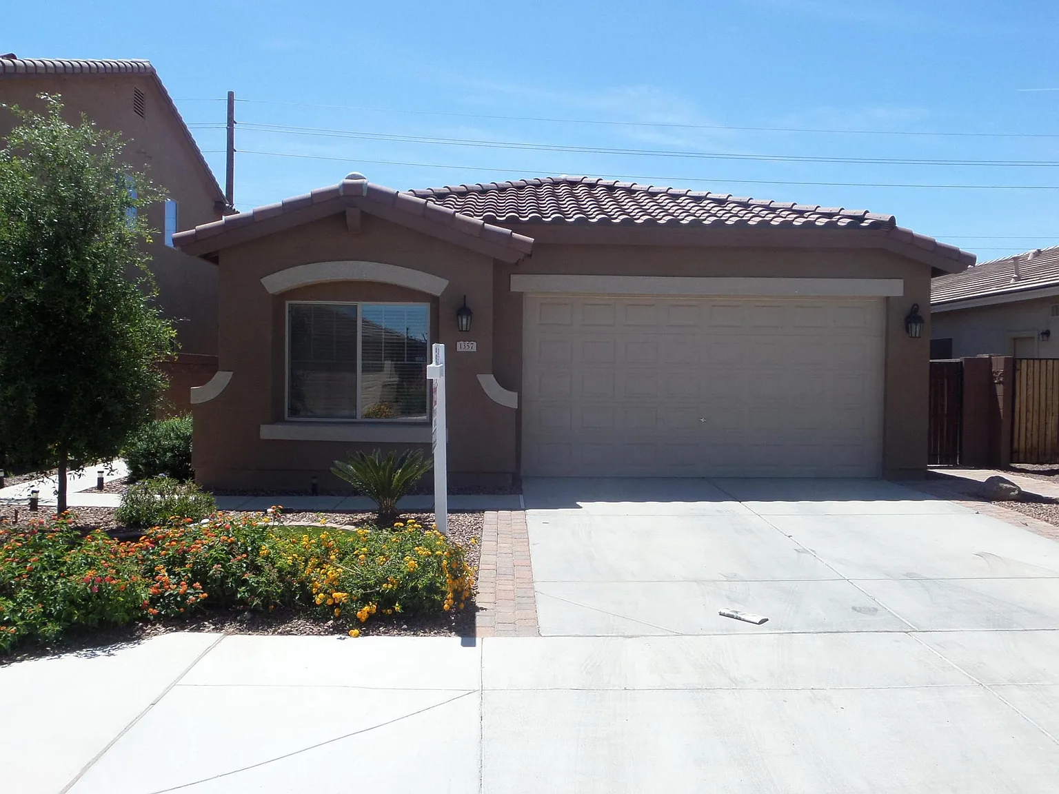 3 bed, 1671 sqft, $2,095 — Photo 1