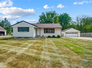 26736 Fort Meigs Rd, Perrysburg, OH 43551