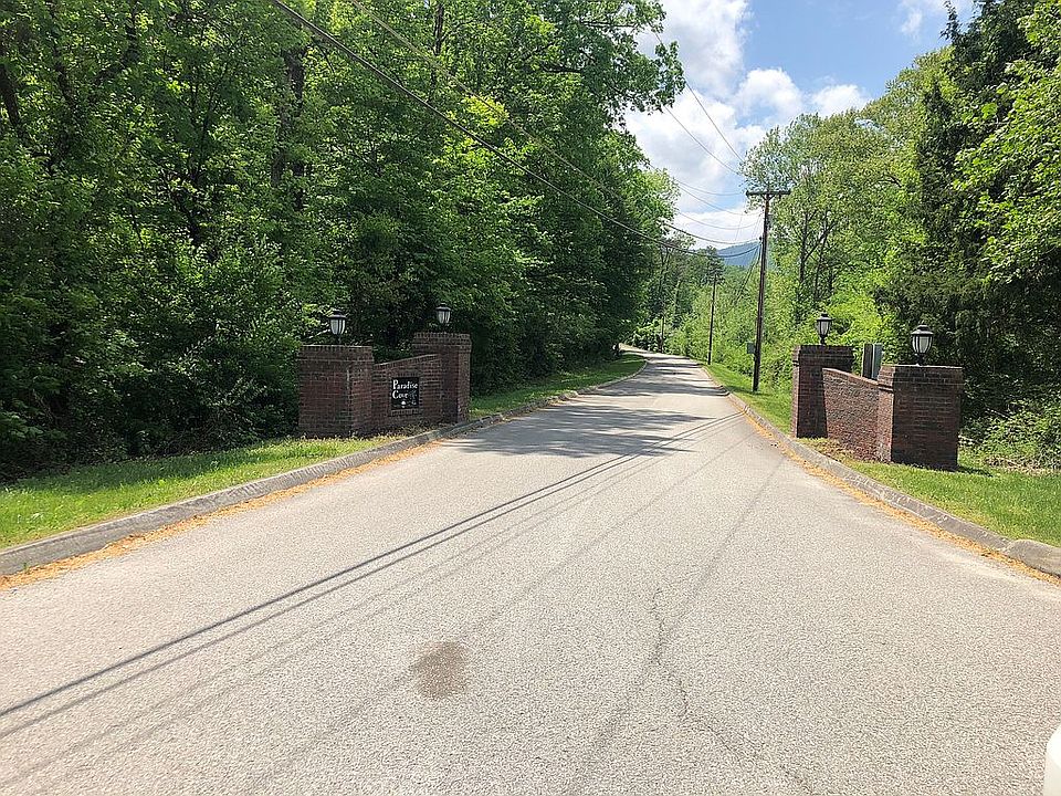 1st image of 132 Forest Cove Ct