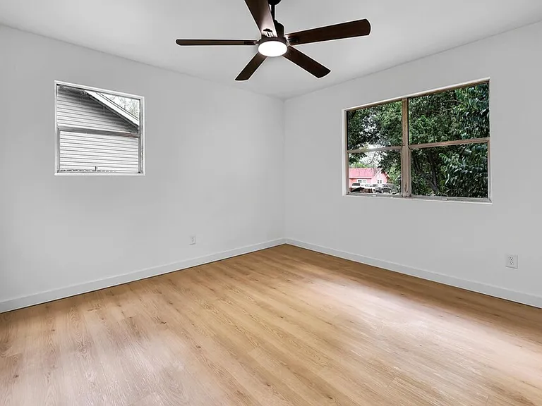 2809 Parrott Ave — Photo 26