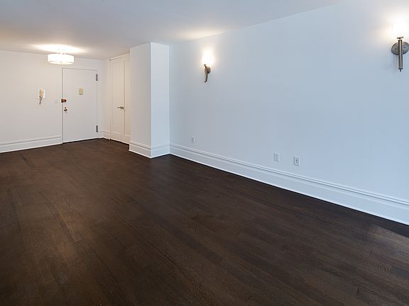 2nd image of 305 E 40th St #7E