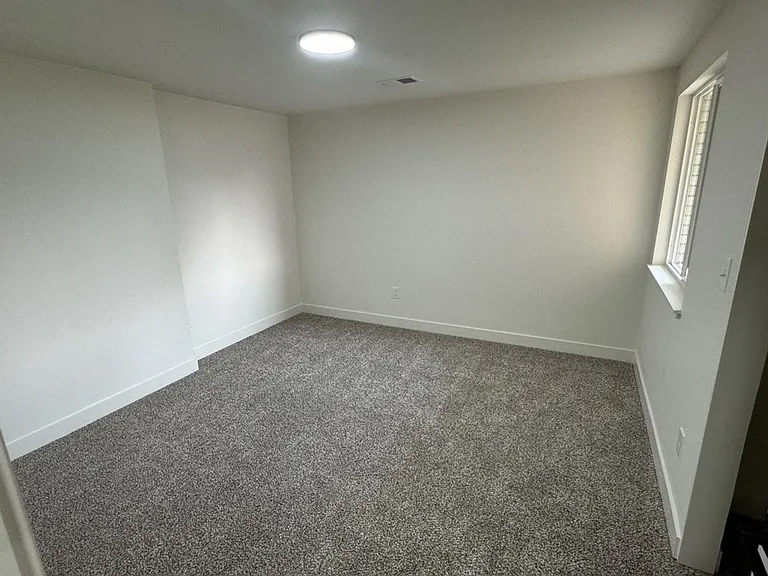1640 Cheyenne Ave — Photo 13