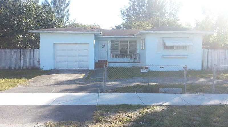 2nd image of 15603 NW 39th Ct