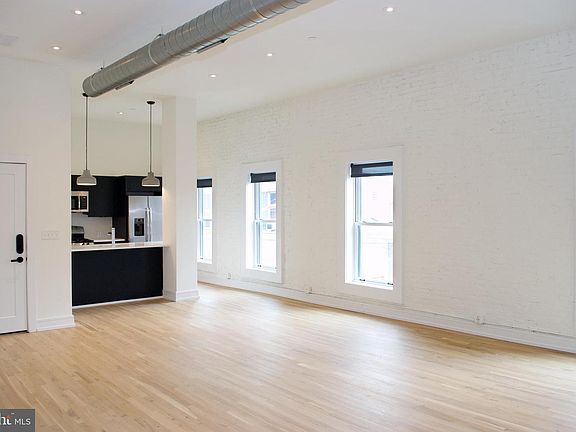 2nd image of 631-37 N Broad St #507