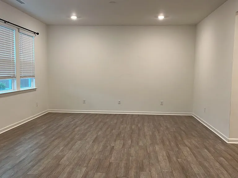 354 Summer Ranch Dr — Photo 28