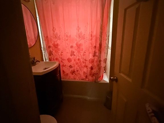 3rd image of 119 Littleton St