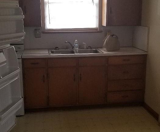5th image of 602 18th St SE