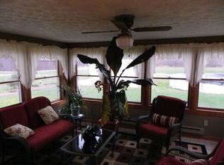 967 Harris Rd, Sheffield Village, OH 44054