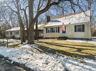 34 Elma Cir, Shrewsbury, MA 01545