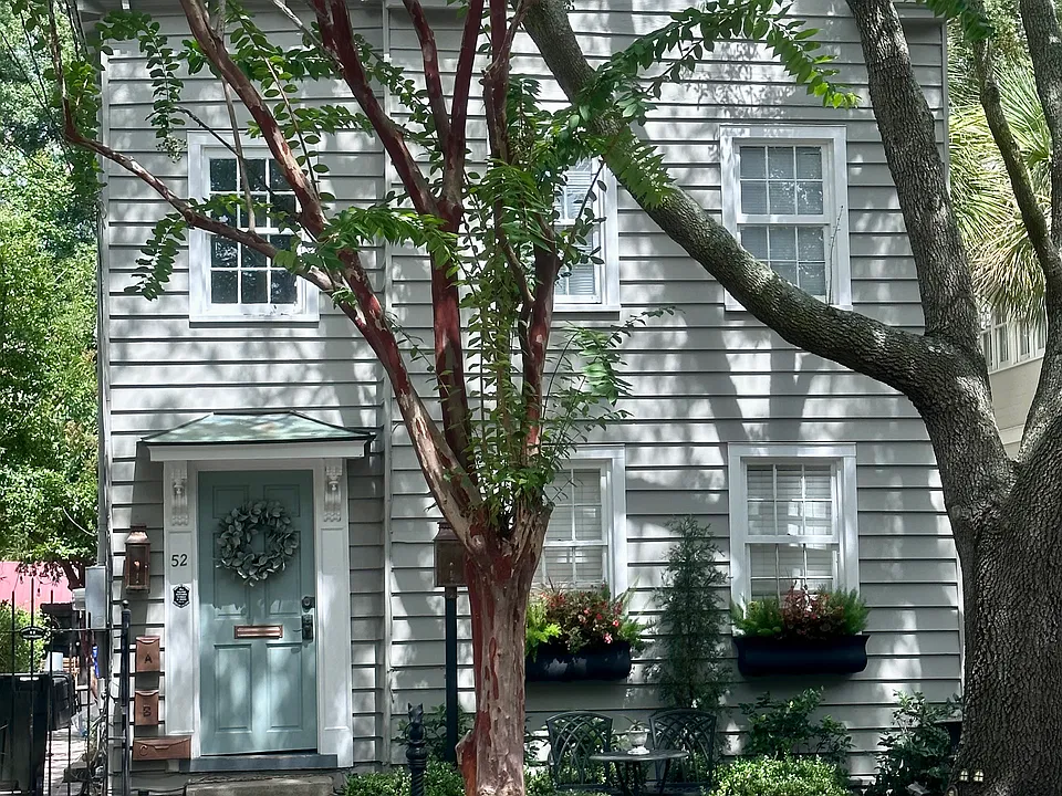 52 Chapel St #A