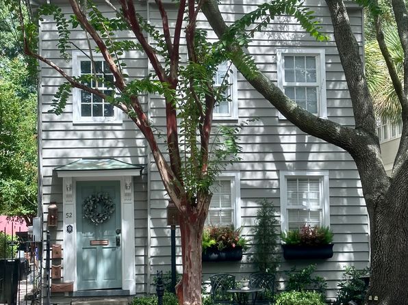 52 Chapel St APT A