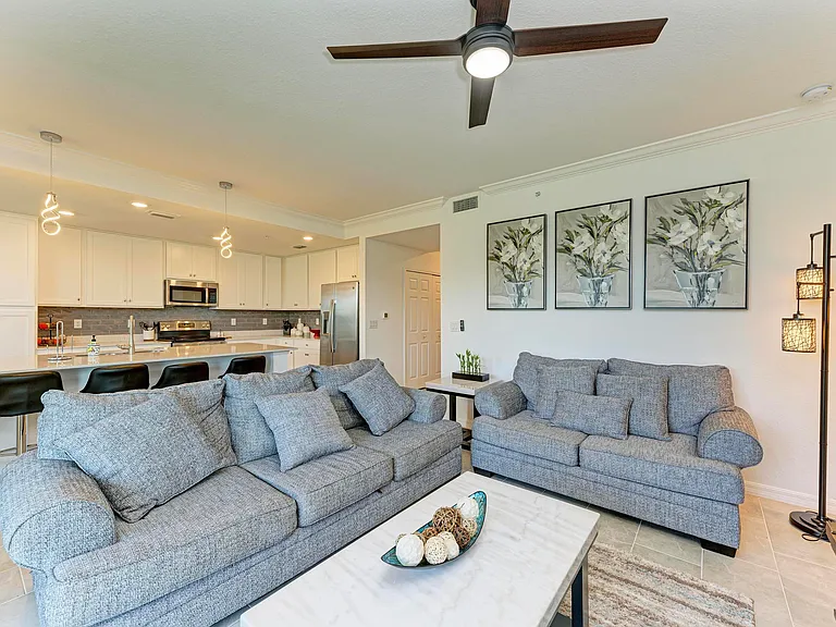 18028 Gawthrop Dr — Photo 21
