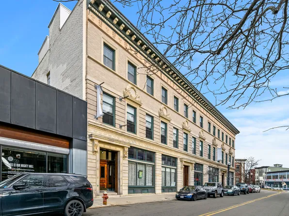 70 Exchange St APT 206, Lynn, MA 01901