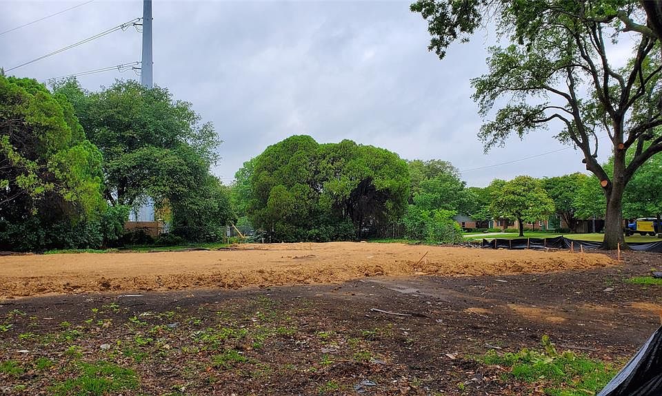 1st image of 11223 Northland Cir Lot 1