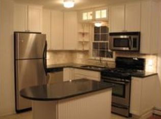 163 Landing Rd, Glen Cove, NY 11542