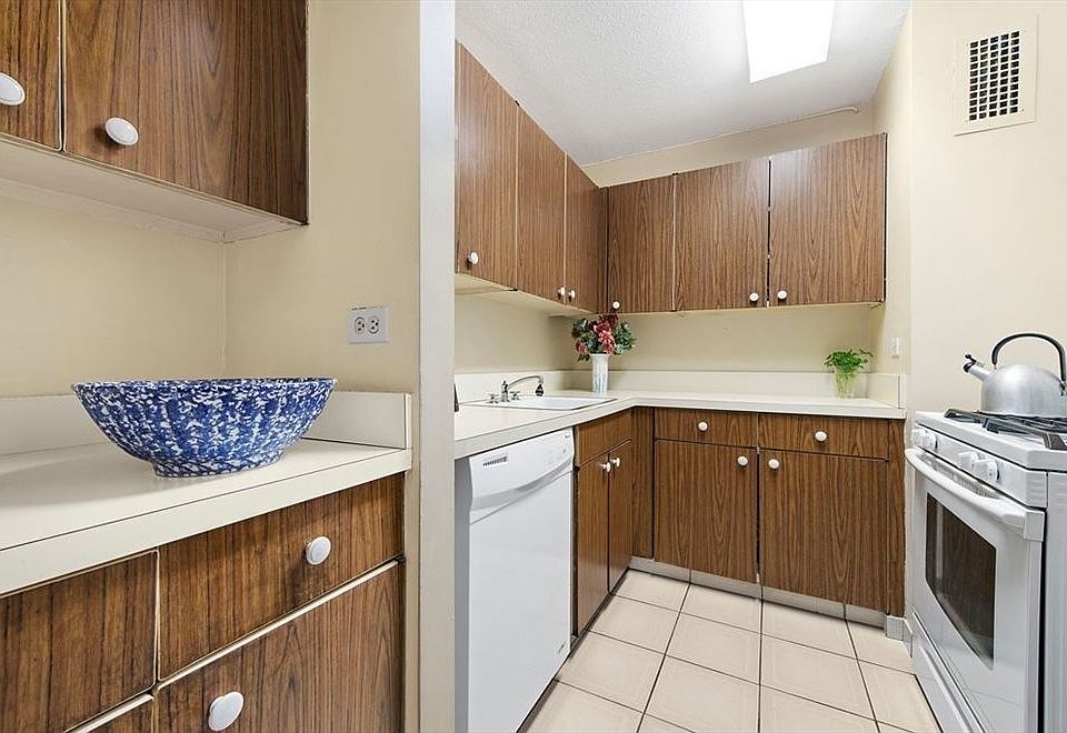 1st image of 77 Fulton St APT 5K