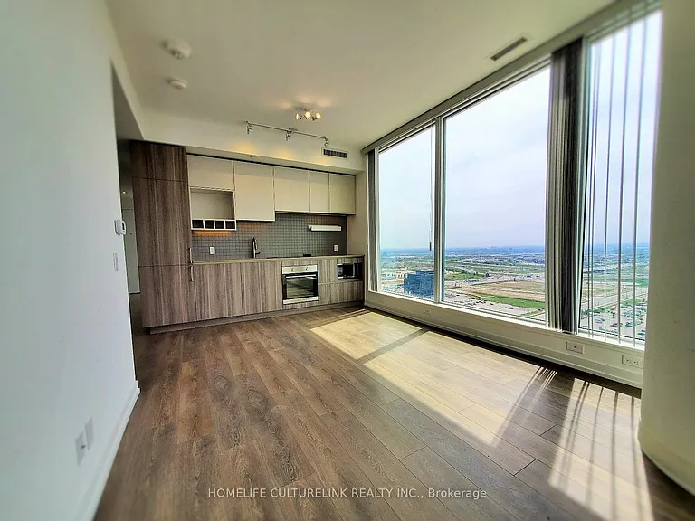 5 Buttermill Ave #2710 — Photo 4