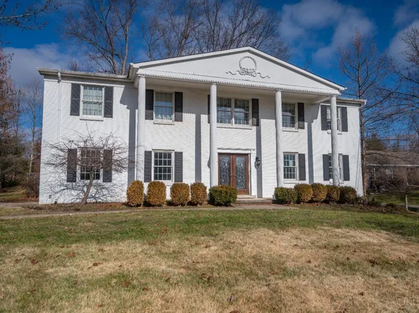 7948 Huntersknoll Ct, Cincinnati, OH 45242