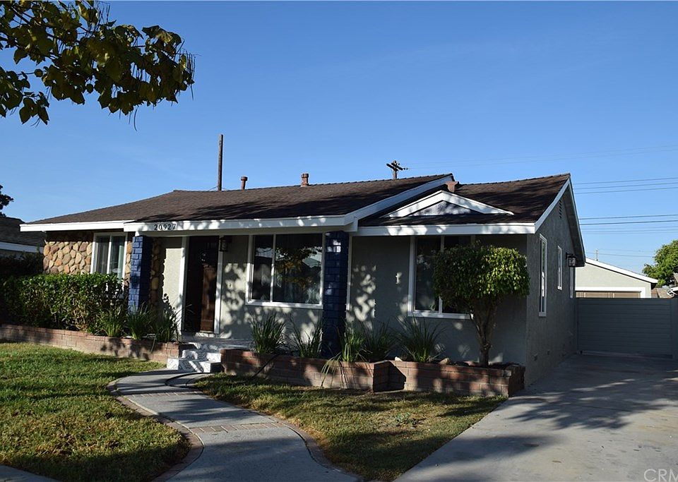 1st image of 20927 Ely Ave