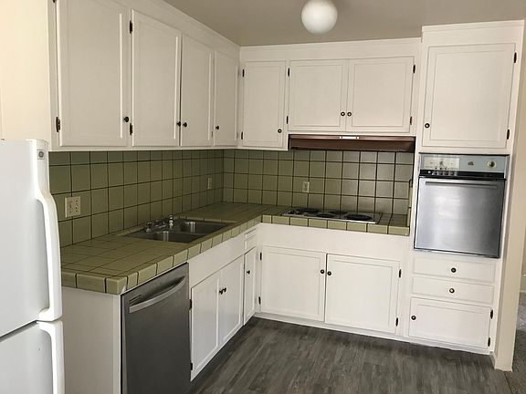 2nd image of 917 Mangrove Ave