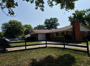 313 Candy Ln, Englewood, OH
