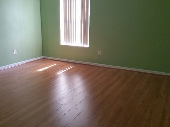 3rd image of 133 Tuscany Pointe Ave