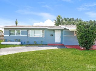 760 NW 179th St, Miami, FL 33169