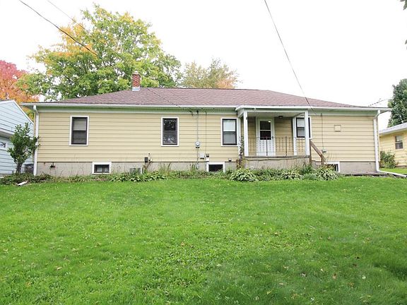 4th image of 709 Highland Ave