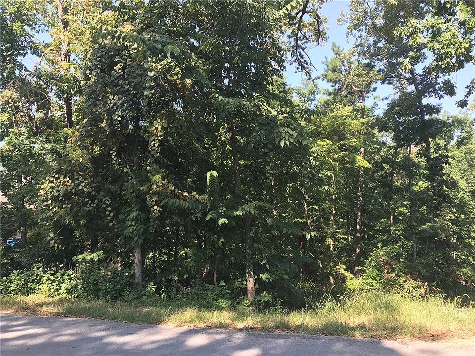 1st image of Radcliffe Dr #20