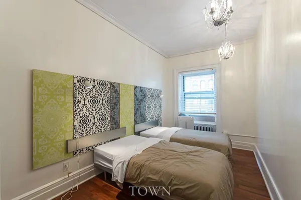 Rented by Town Residential | media 21