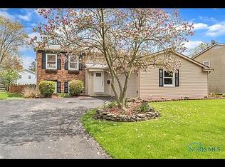 1324 Winghaven Rd, Maumee, OH 43537