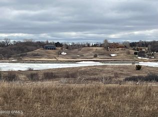 3080 Lake Front Dr, Jamestown, ND 58401