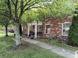 9707 Hudson Ln, Louisville, KY 40291