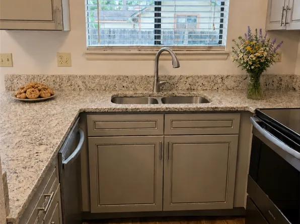 5277 Columbine Ln, Denver, CO 80221