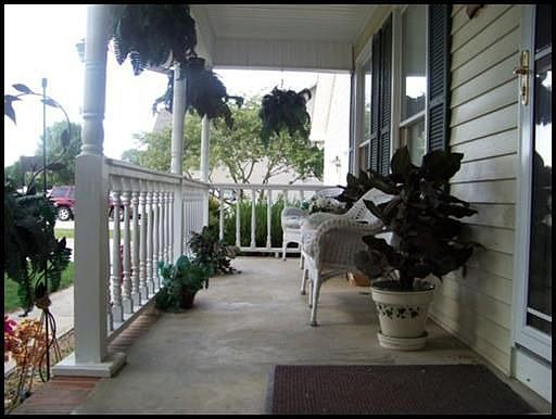 1st image of 2730 Churchill Dr