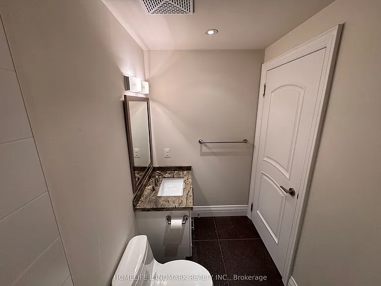 33 Bay St #4805 — Photo 25